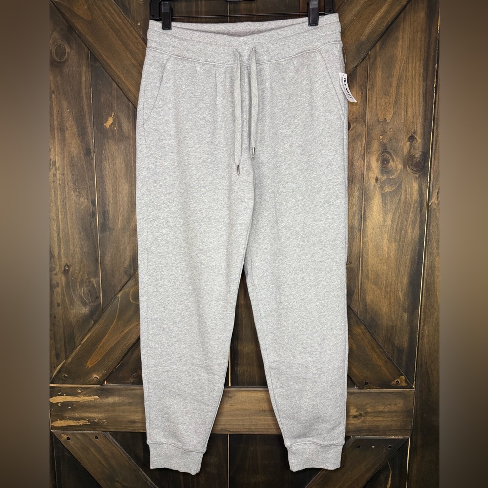 Old Navy Men’s Gray Small Joggers Tapered Leg Drawstring Pockets NWT